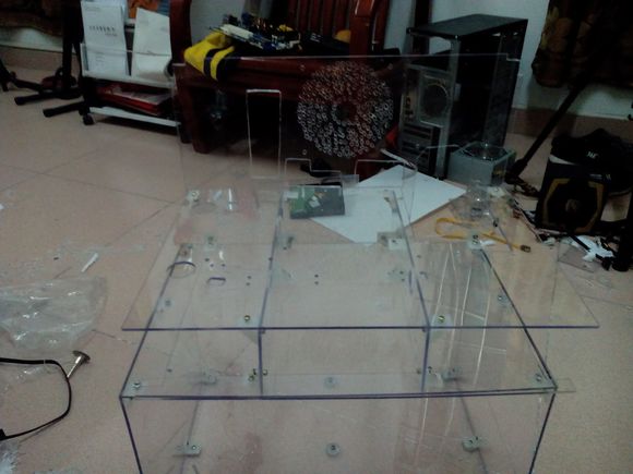 #版主坐堂# 强力围观大神的DIY制作全透明机箱过程