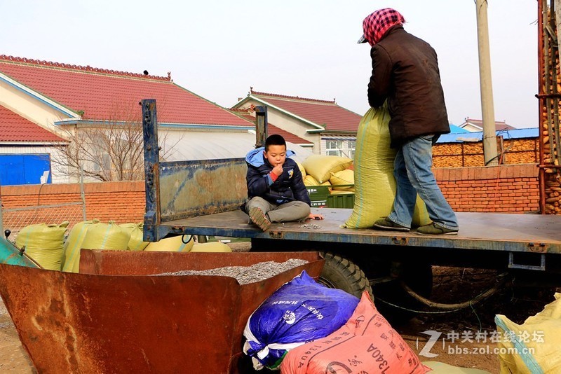 农家小院欢乐多