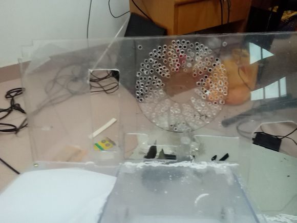 #版主坐堂# 强力围观大神的DIY制作全透明机箱过程