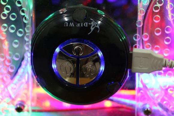 #版主坐堂# 强力围观大神的DIY制作全透明机箱过程