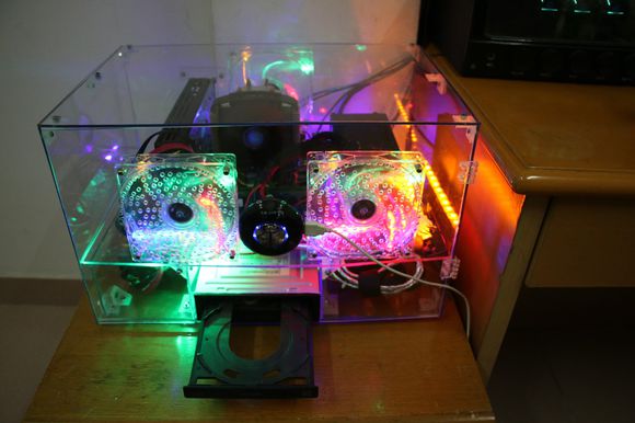 #版主坐堂# 强力围观大神的DIY制作全透明机箱过程