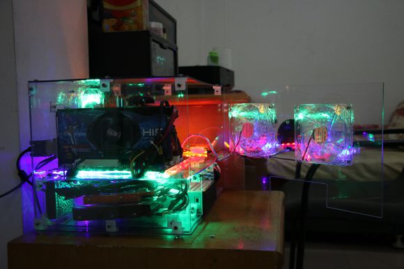 #版主坐堂# 强力围观大神的DIY制作全透明机箱过程