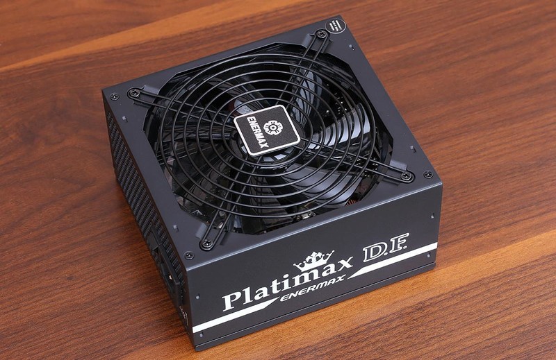 岂止于颜值？银白黑冷艳配色主机诞生记！