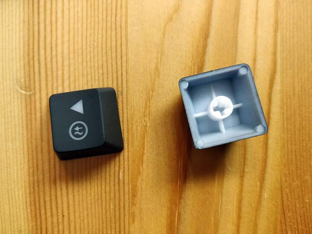 红火牛幽灵之手KR910机械键盘——静音粉红轴游戏机械键盘