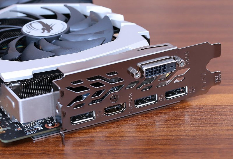 岂止于颜值？银白黑冷艳配色主机诞生记！