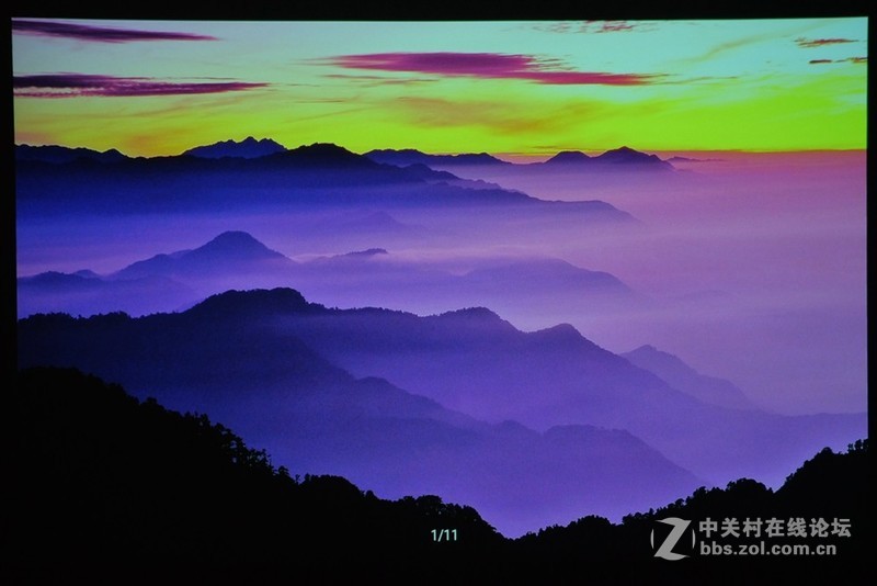 当世界杯遇上3000元档的4D自动梯形校正投影