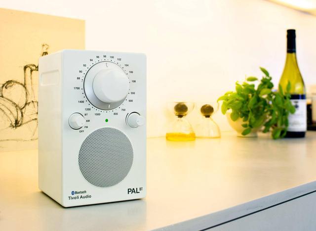 捕捉最纯粹的声音——这两款声色兼备的蓝牙收音机不可错过