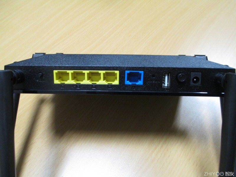 性价比与高品质的完美结合，坚若磐石的华硕路由器评测