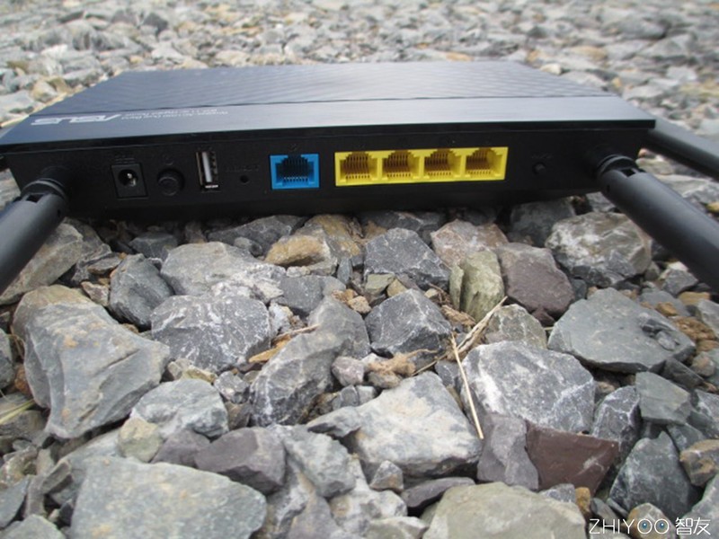性价比与高品质的完美结合，坚若磐石的华硕路由器评测