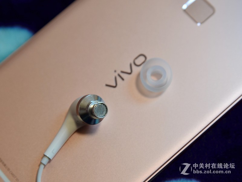 #够快才畅快#国产手机颜值担当——vivo X6开箱