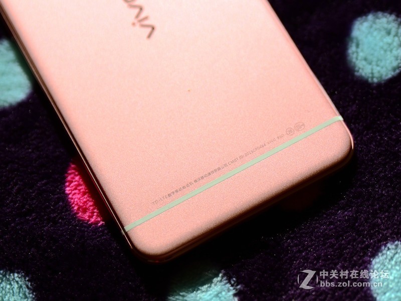 #够快才畅快#国产手机颜值担当——vivo X6开箱