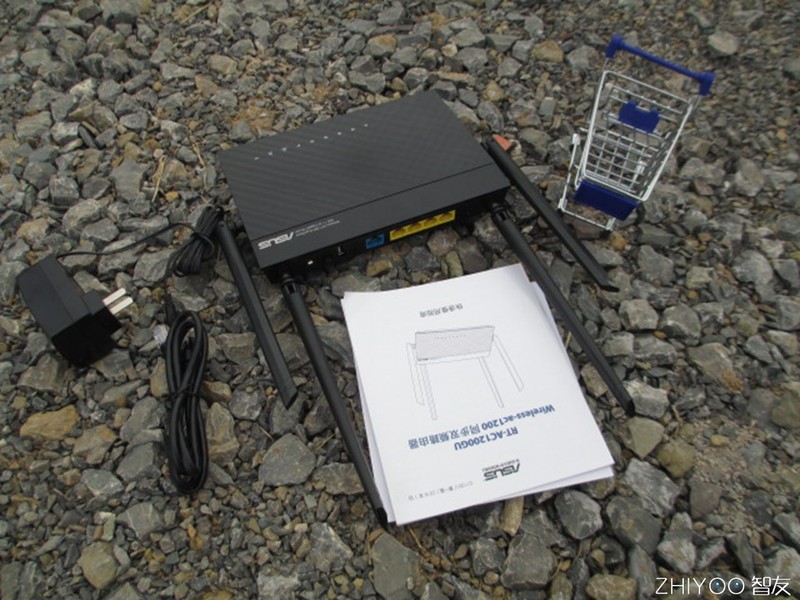 性价比与高品质的完美结合，坚若磐石的华硕路由器评测