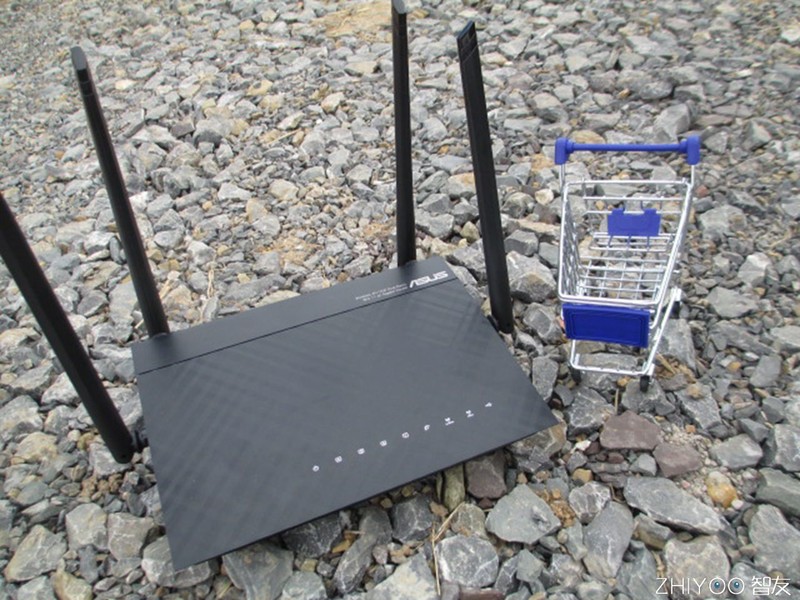 性价比与高品质的完美结合，坚若磐石的华硕路由器评测