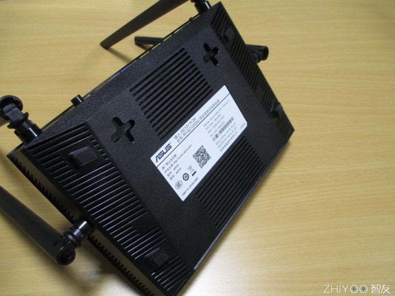 性价比与高品质的完美结合，坚若磐石的华硕路由器评测