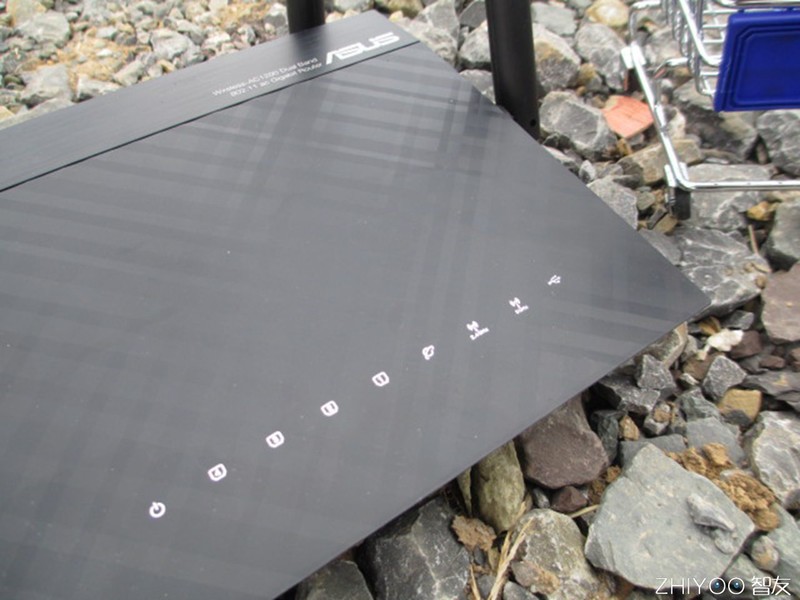 性价比与高品质的完美结合，坚若磐石的华硕路由器评测