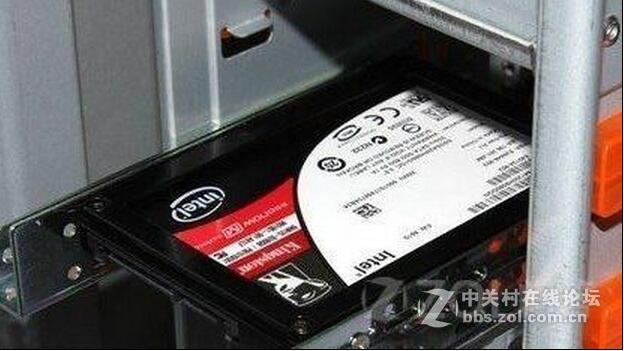 航嘉Jumper500W固态硬盘安装教程