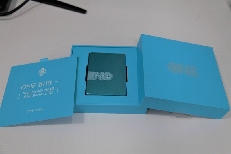 在绝地求生中碰撞火花之女A粉的进击之路