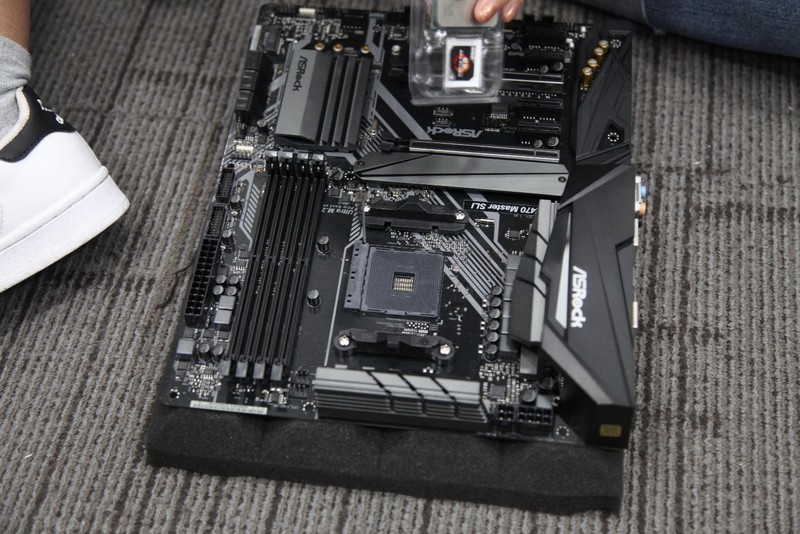 在绝地求生中碰撞火花之女A粉的进击之路