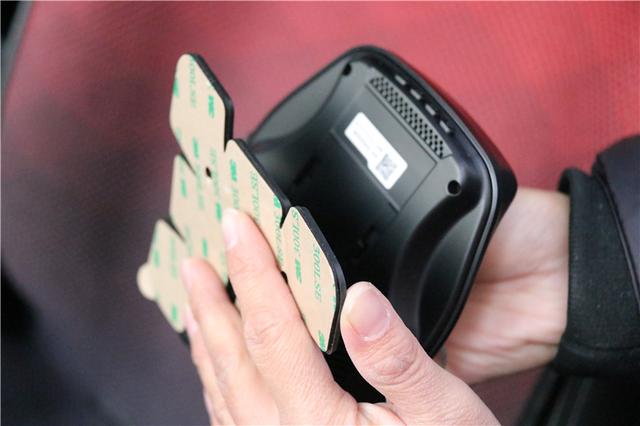 吉利博越装上HUD显示屏，再也不做低头族！优驾HUD体验