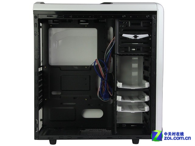 航嘉MVP机箱！隐蔽式光驱设计--时尚！
