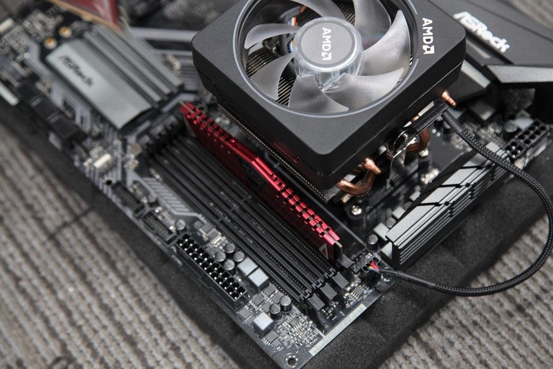 在绝地求生中碰撞火花之女A粉的进击之路