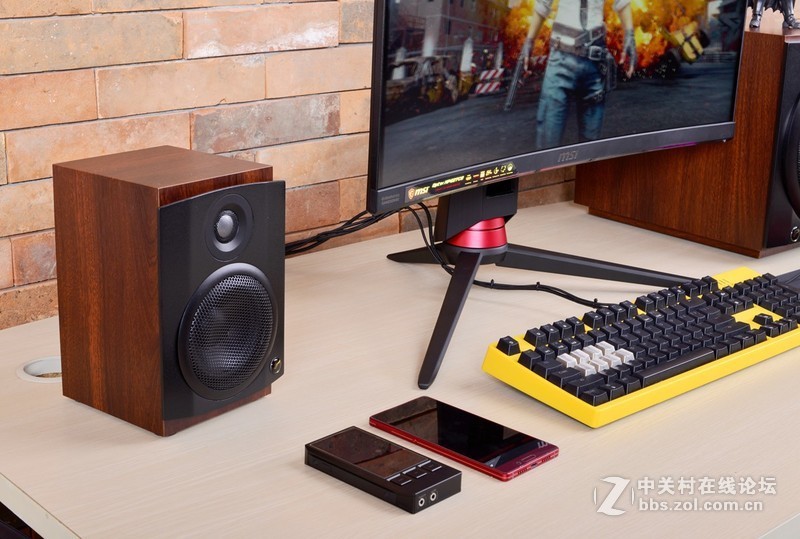 从HiFi玩到网络，入手无所不能的惠威M80W