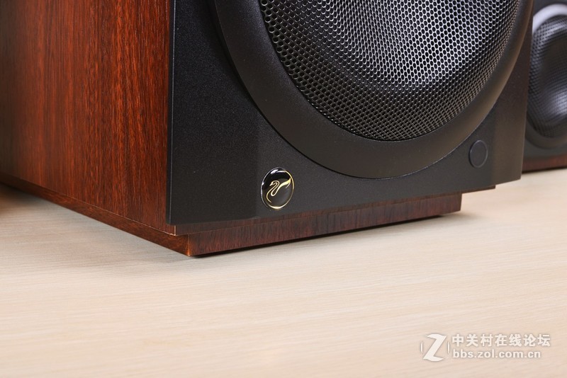 从HiFi玩到网络，入手无所不能的惠威M80W