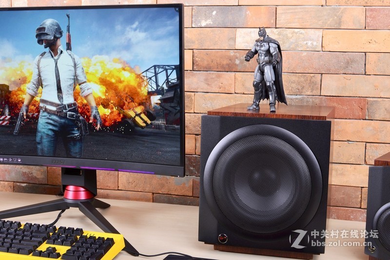 从HiFi玩到网络，入手无所不能的惠威M80W