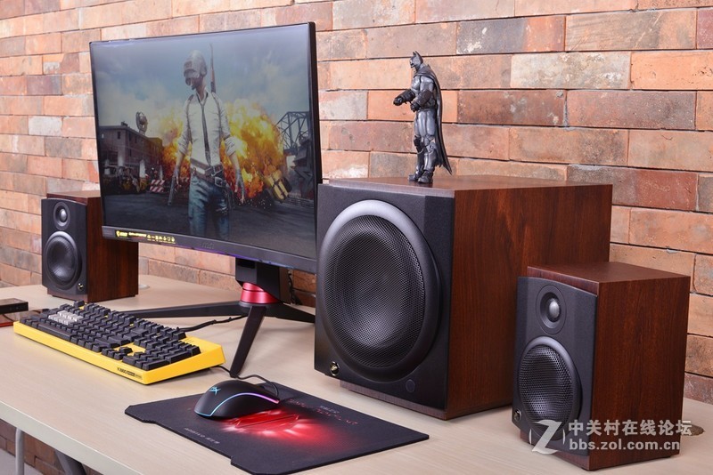 从HiFi玩到网络，入手无所不能的惠威M80W