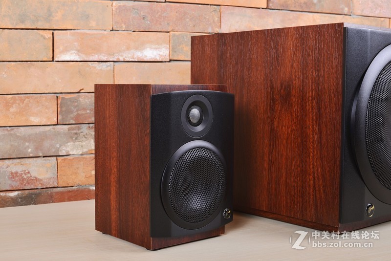 从HiFi玩到网络，入手无所不能的惠威M80W