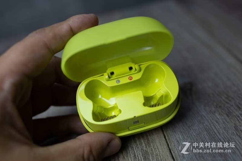 运动场景最佳真无线耳机：索尼WF-SP900开箱体验