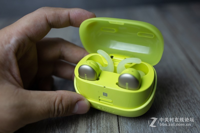 运动场景最佳真无线耳机：索尼WF-SP900开箱体验