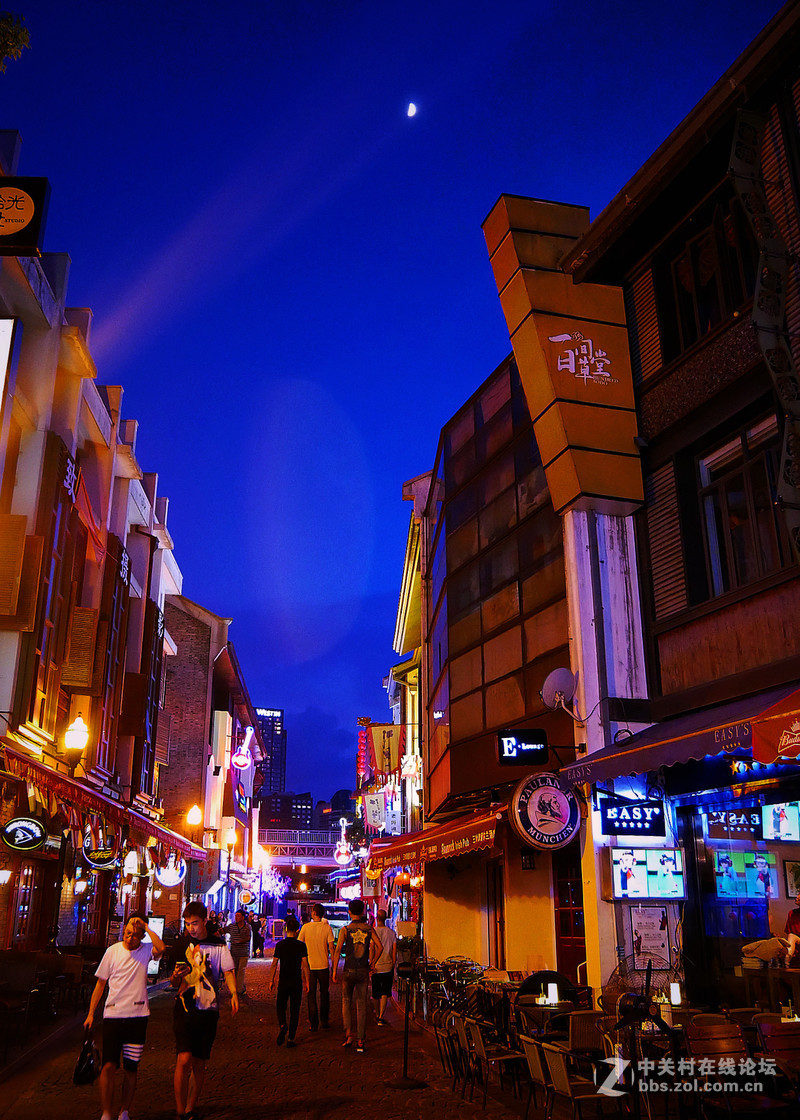 EP5与松下GX85夜摄比较