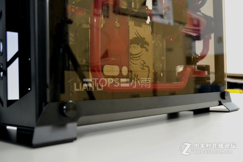 彩蛋现身~壁挂式+全侧透 LIANLI O7s酷炫装机