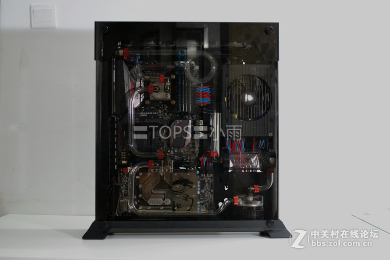 彩蛋现身~壁挂式+全侧透 LIANLI O7s酷炫装机