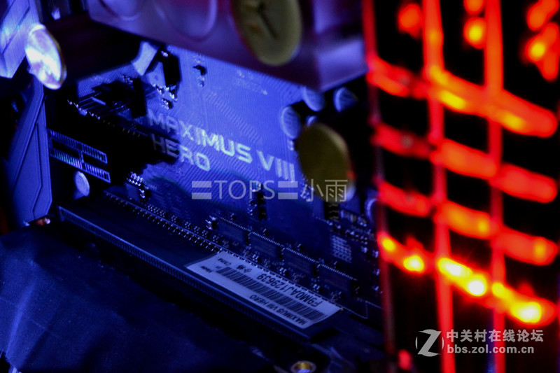 彩蛋现身~壁挂式+全侧透 LIANLI O7s酷炫装机