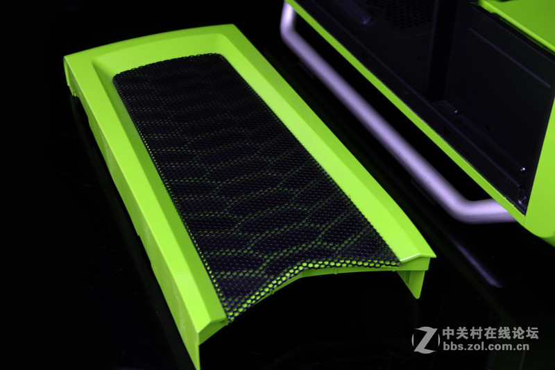 NVIDIA信仰绿MOD主机 制作过程持续更新中 敬请关注