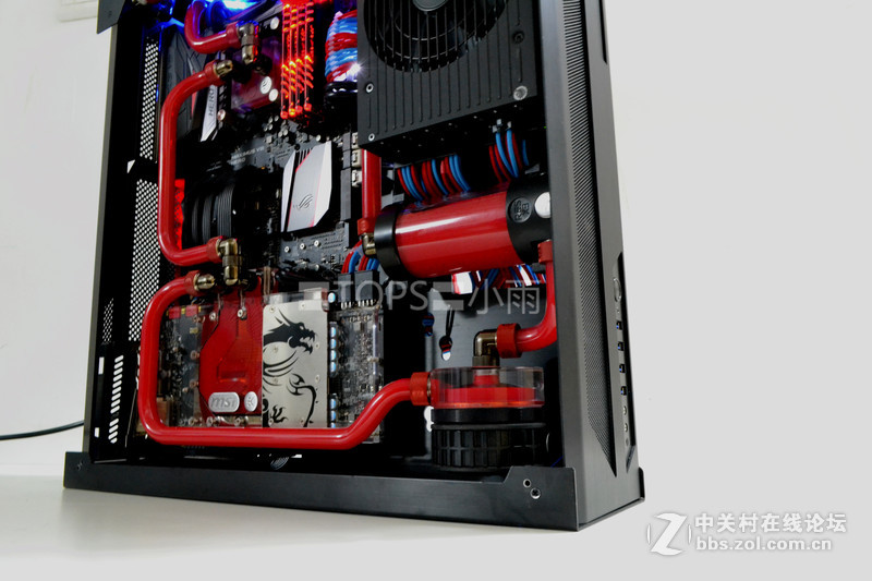 彩蛋现身~壁挂式+全侧透 LIANLI O7s酷炫装机