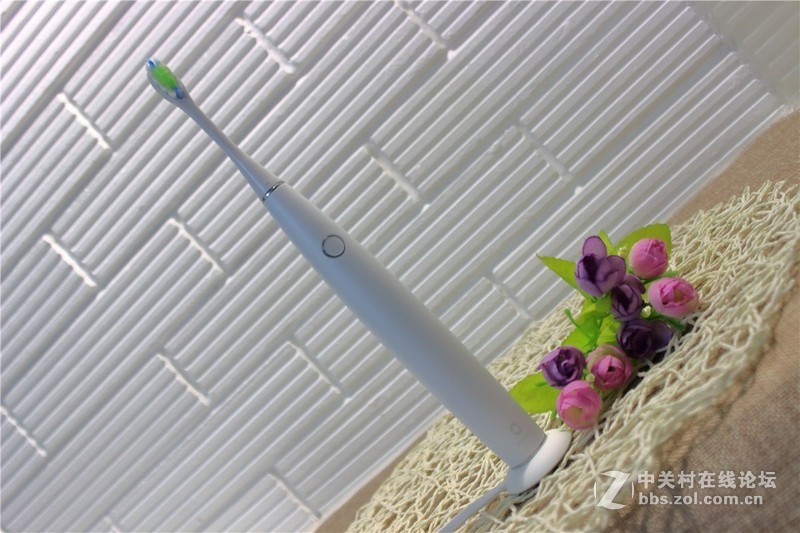 ＃懒人必备！！告别手动刷牙＃Oclean One，开启牙齿革命新篇章