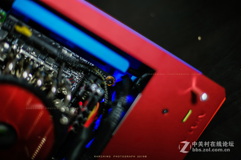 当遇上彩虹，把它变成艺术品，并命名为《永不消失的彩虹》