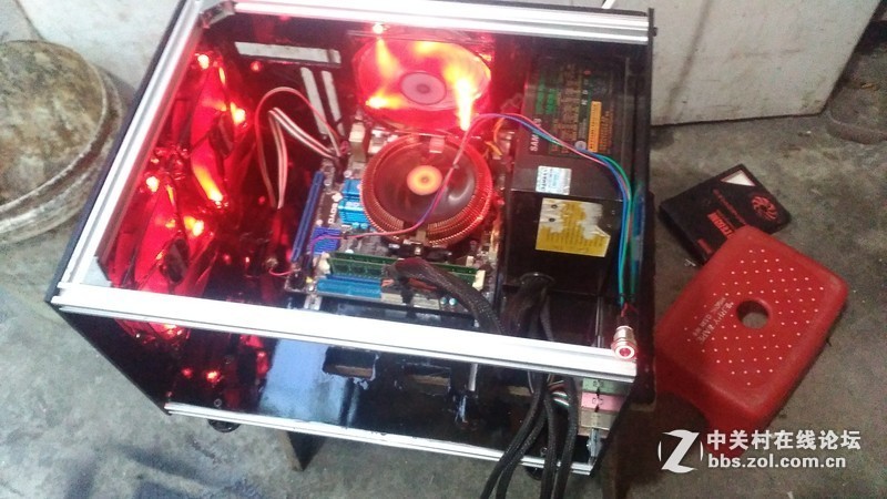 有谁还记得我  太阳爸爸   当年的 太阳哥哥  我回来了  蛋又一次疼了  全手工 机箱