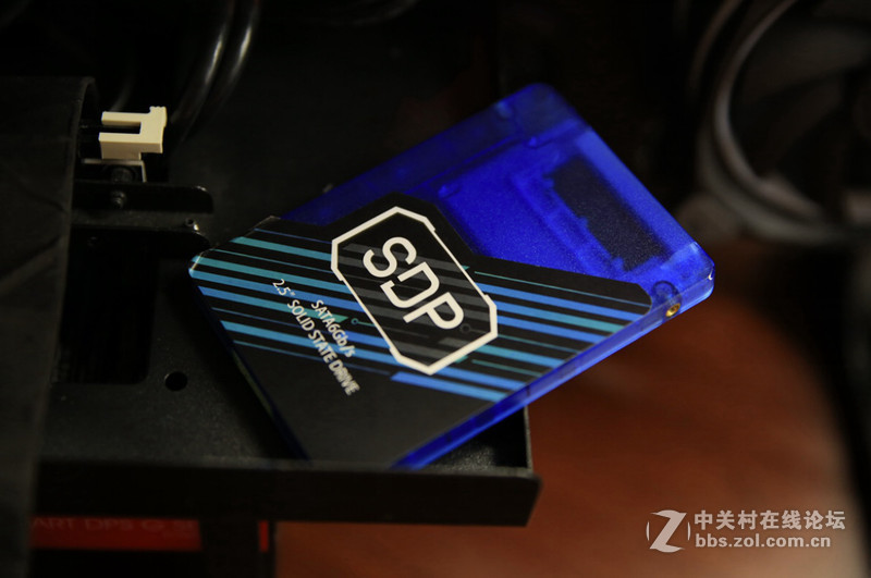 数据存在哪里？解析没有闪存颗粒的OV SDP新型固态硬盘