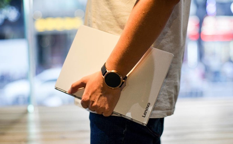 随时随地，随身携带的创意本：Yoga Book