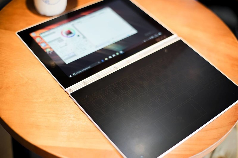 随时随地，随身携带的创意本：Yoga Book