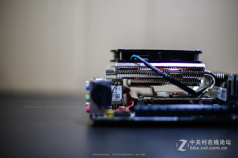 当遇上彩虹，把它变成艺术品，并命名为《永不消失的彩虹》