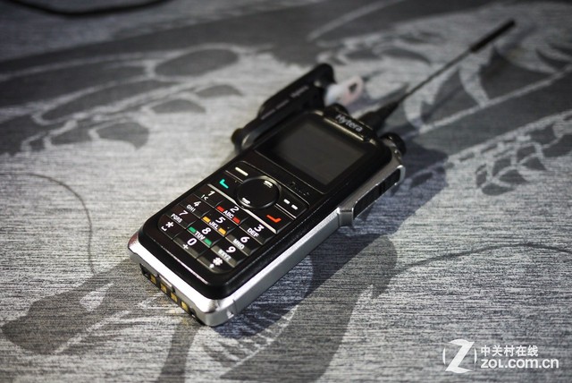 无拘无束无限制 测海能达蓝牙通讯套装(一)