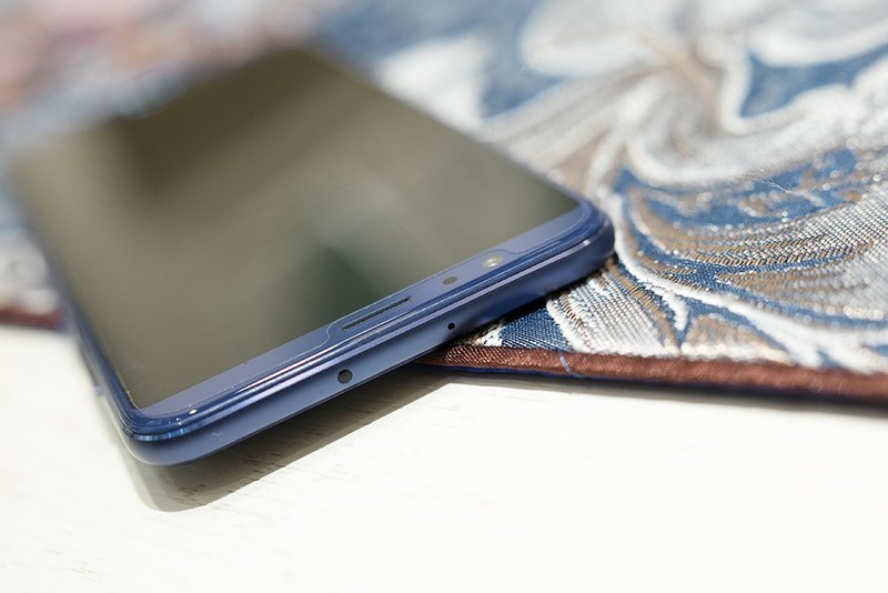 麒麟970顶配，荣耀V10尊享版拆解