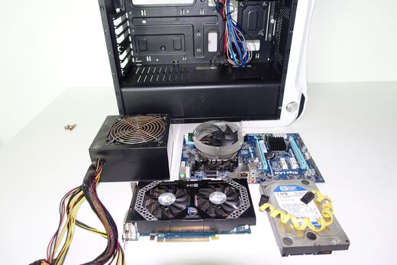 #今日话题# 围观贴吧大神如何更换变形金刚3+至尊版，旧颜换新貌