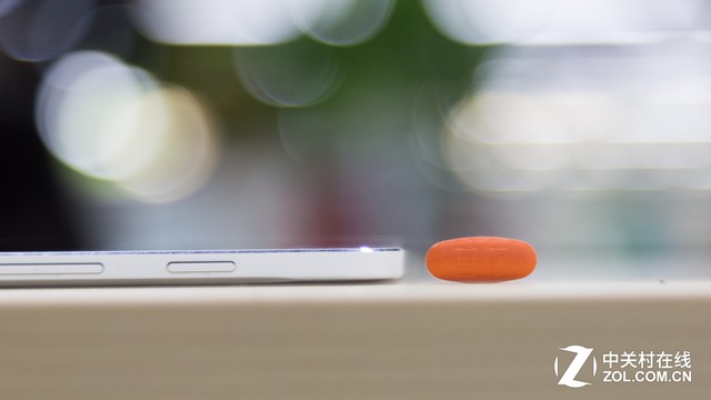 旅行箱中必备 星空体育平台Galaxy Tab2减负利器