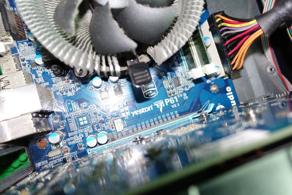 #今日话题# 围观贴吧大神如何更换变形金刚3+至尊版，旧颜换新貌